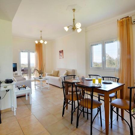 Apartamento Giokos Ágios Matthaíos Exterior foto