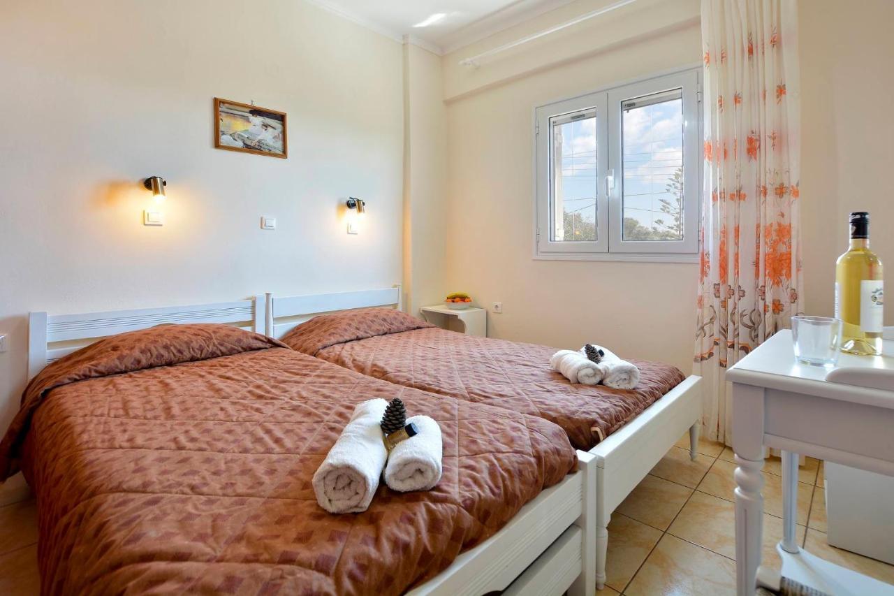 Apartamento Giokos Ágios Matthaíos Exterior foto